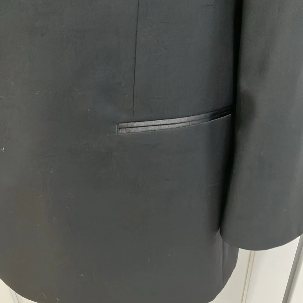 Mantoni Finest Tailoring Men's Black Virgin Wool Super Fine Formal Tuxedo Suit